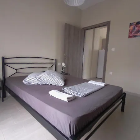 Katerina Apartment Nea Plagia