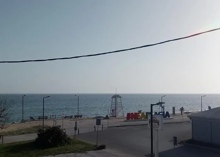Katerina Νέα Πλάγια